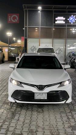 تۆیۆتا کامری